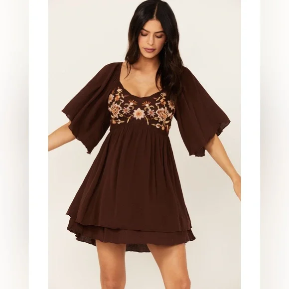 Shyanne Women's Embroidered Mesh Crinkle Mini Dress - Picture 2 of 11